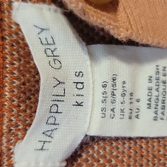 Cute girls sweater skirt set. Orange and size 5-6 - Picture 7 of 7